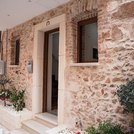 Edward Luxury Suites Ханья Экстерьер фото